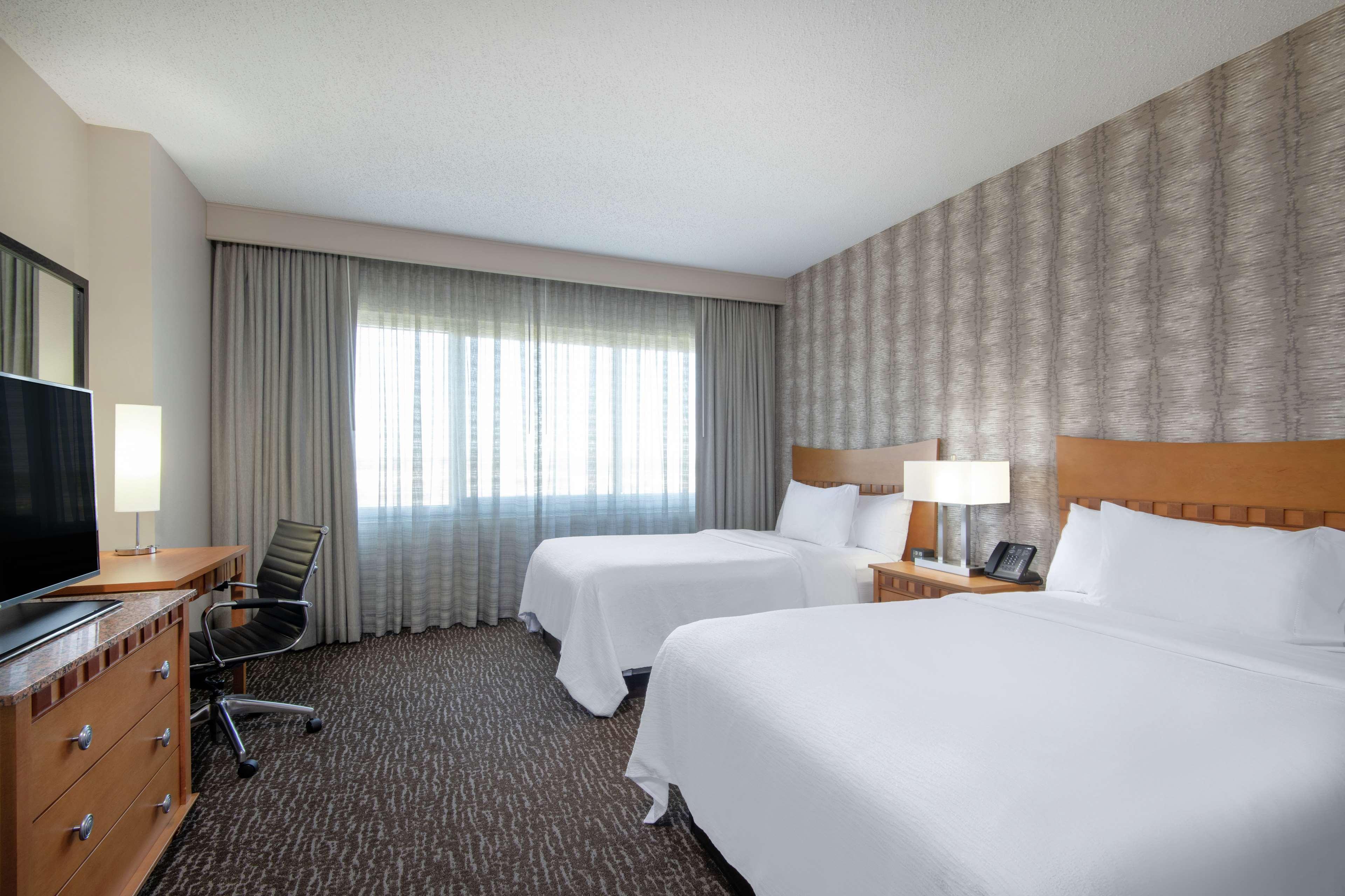 Embassy Suites Northwest Arkansas - Hotel, Spa & Convention Center Rogers Exterior photo