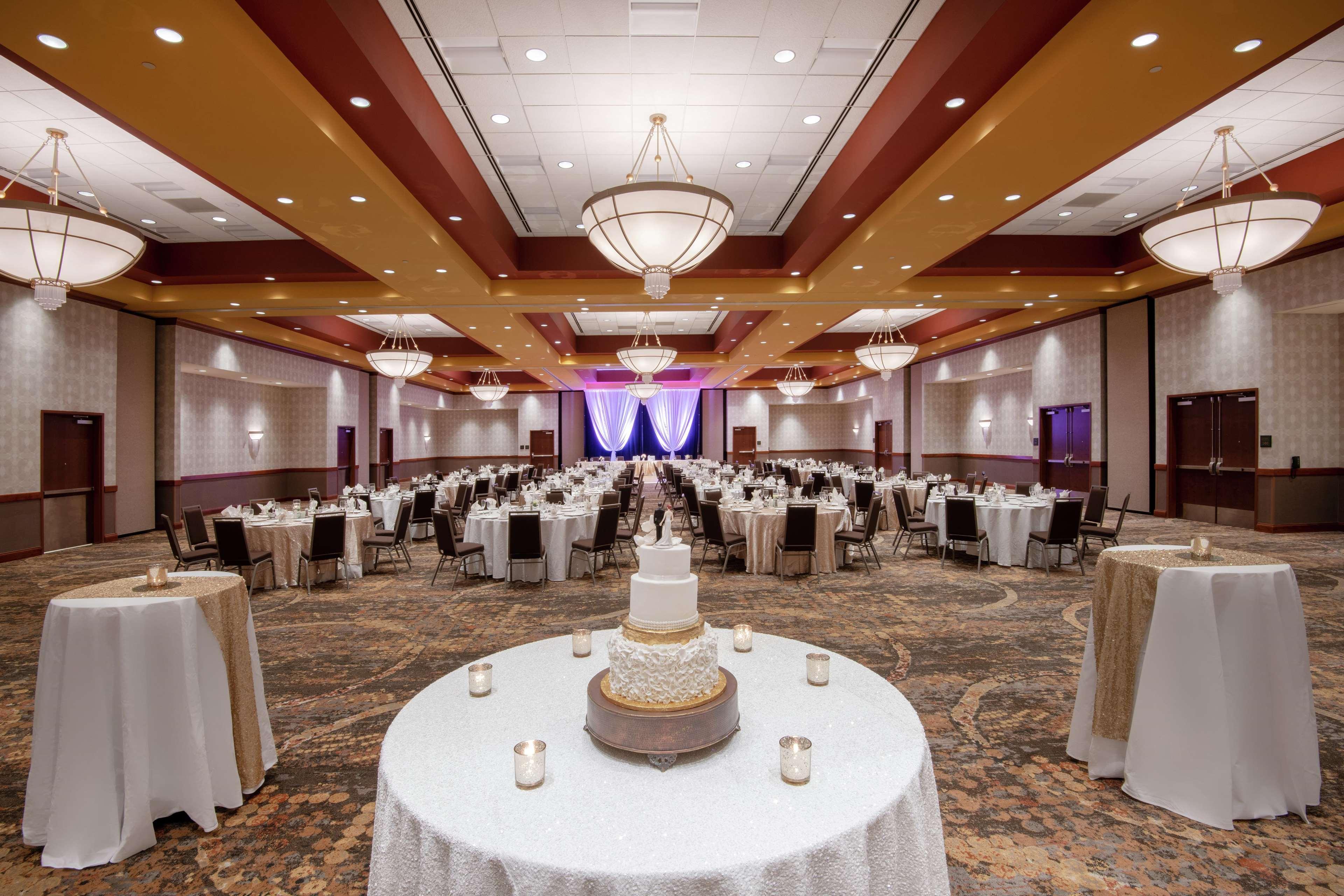 Embassy Suites Northwest Arkansas - Hotel, Spa & Convention Center Rogers Exterior photo